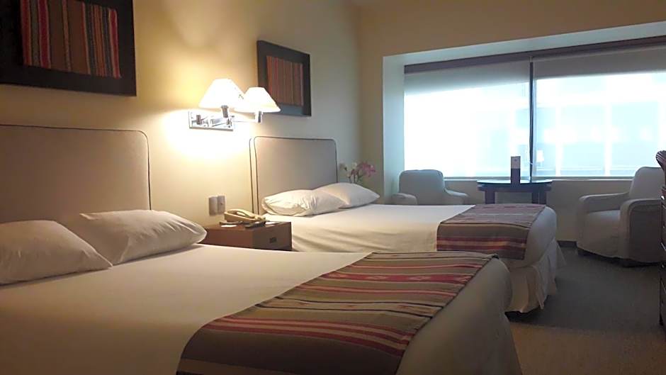 Hotel Almacruz and Convention Center