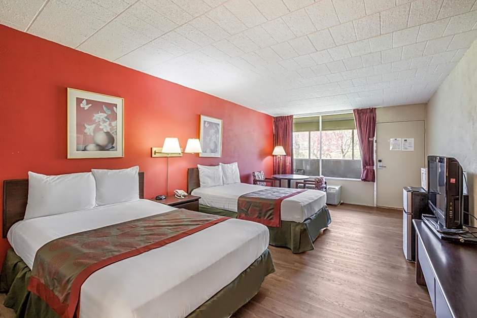Photo 1 of 4 of Double Room with Two Double Beds - Non-Smoking