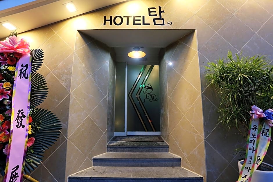 Hotel Tam