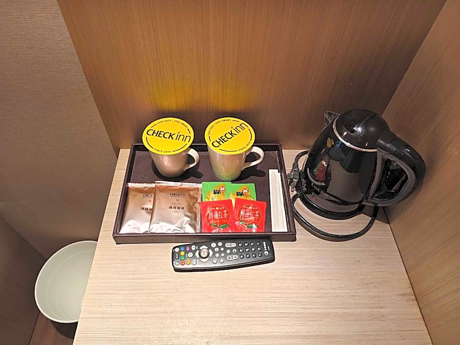 CHECK inn SELECT Taipei NeiHu