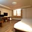 New Manhattan Tourist Hotel