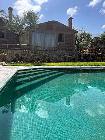 Bin Jbal Resort