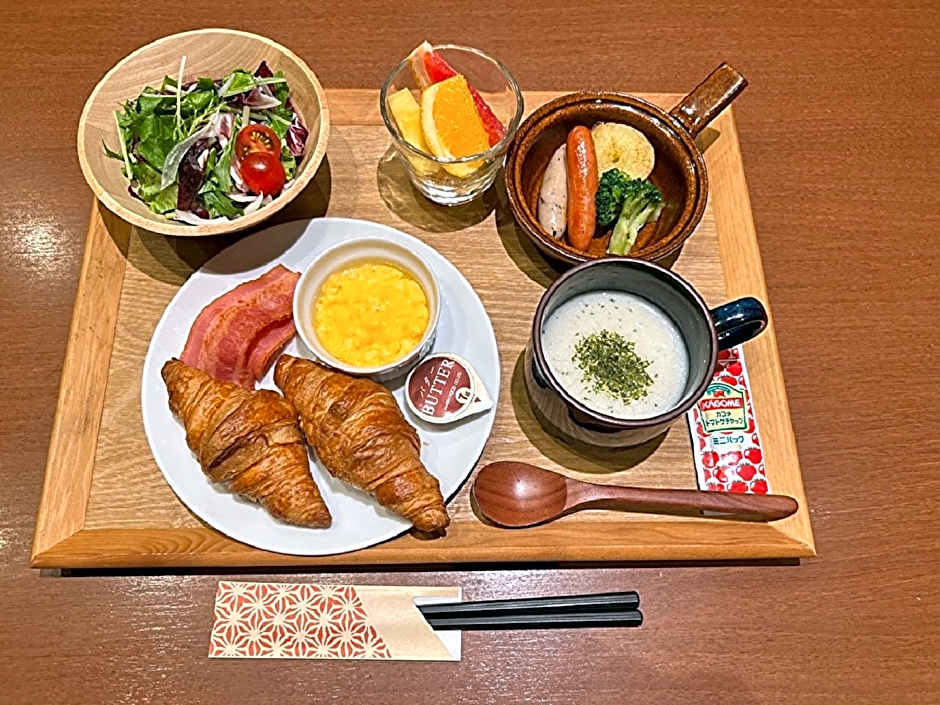 Sunlife Hotel 2.3