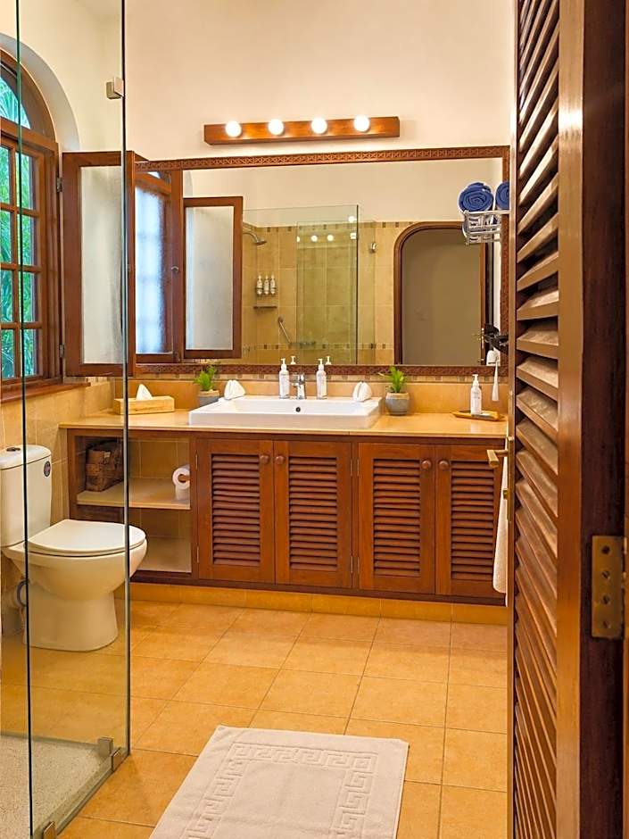Asha Boutique Hotel