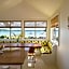 Silver Sands Motel & Beach Bungalows