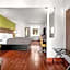 Travelodge by Wyndham Suites St Augustine