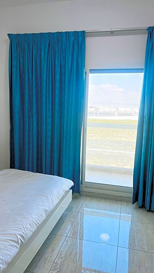 Fully furnish flat including all bills for monthly rental