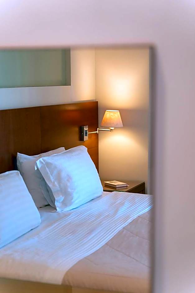 Niriides Luxury Villas