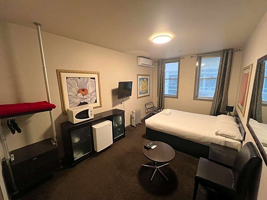 City Square Motel
