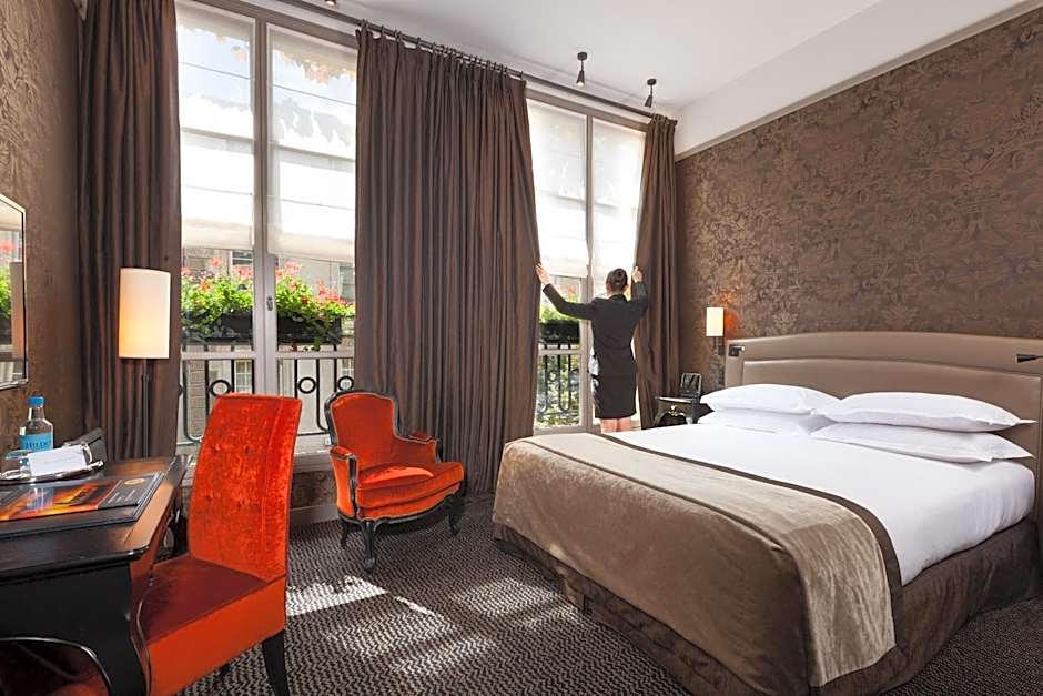 Le Pavillon de la Reine & Spa, Place des Vosges