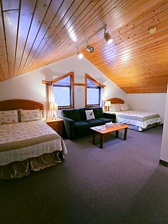 Quadruple Room with Bathroom