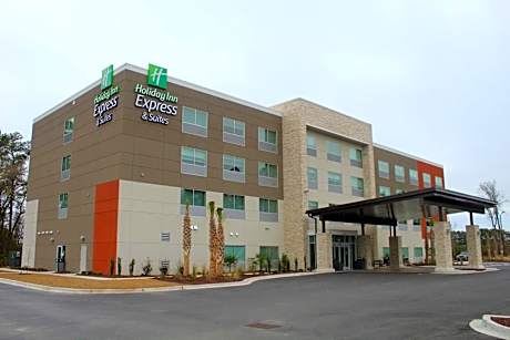 Holiday Inn Express & Suites - Latta, an IHG Hotel