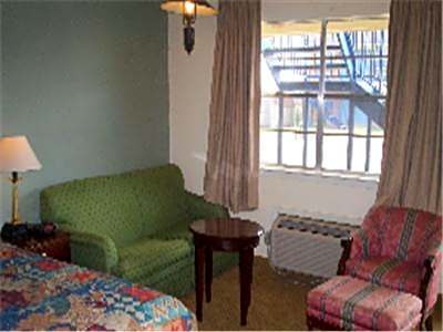 Somerville Inn and Suites