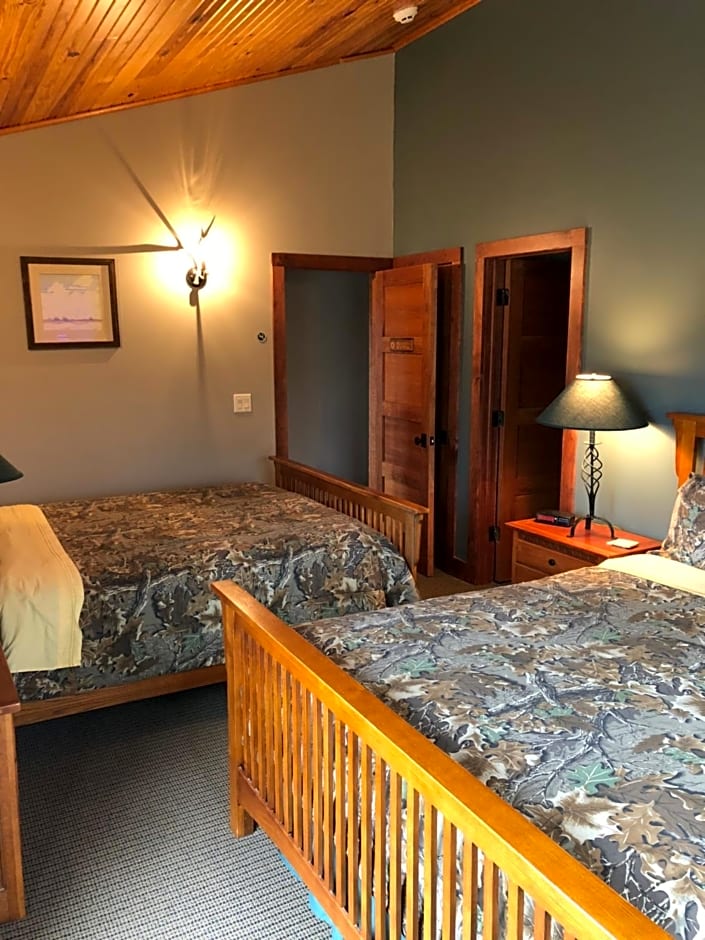 Comstock Premier Lodge LLC