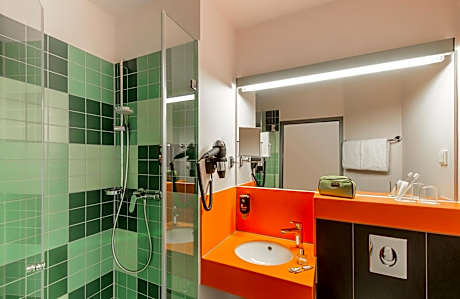 Standard Family Suite