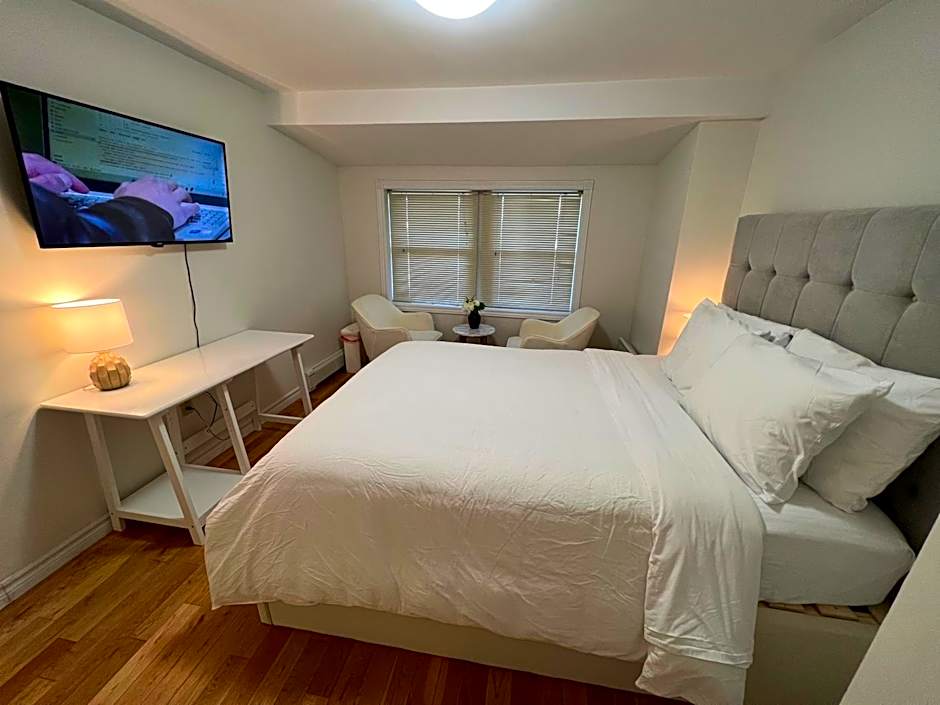 Lee's Ocean Peek B & B