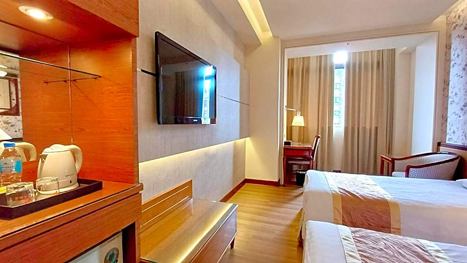 Kings Paradise Hotel