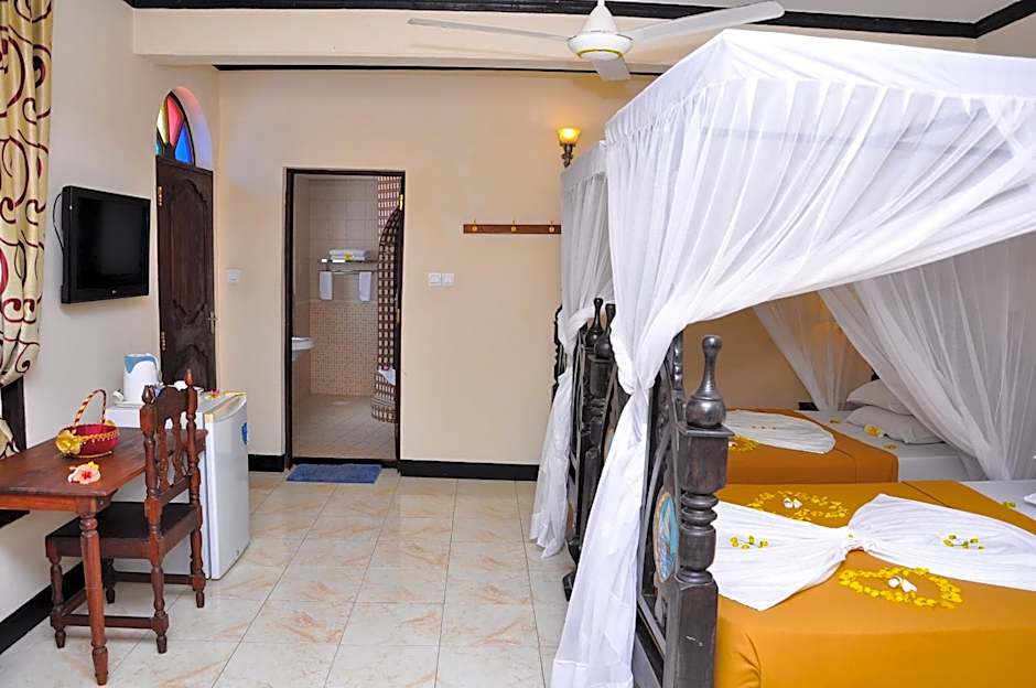 Forodhani Park Hotel