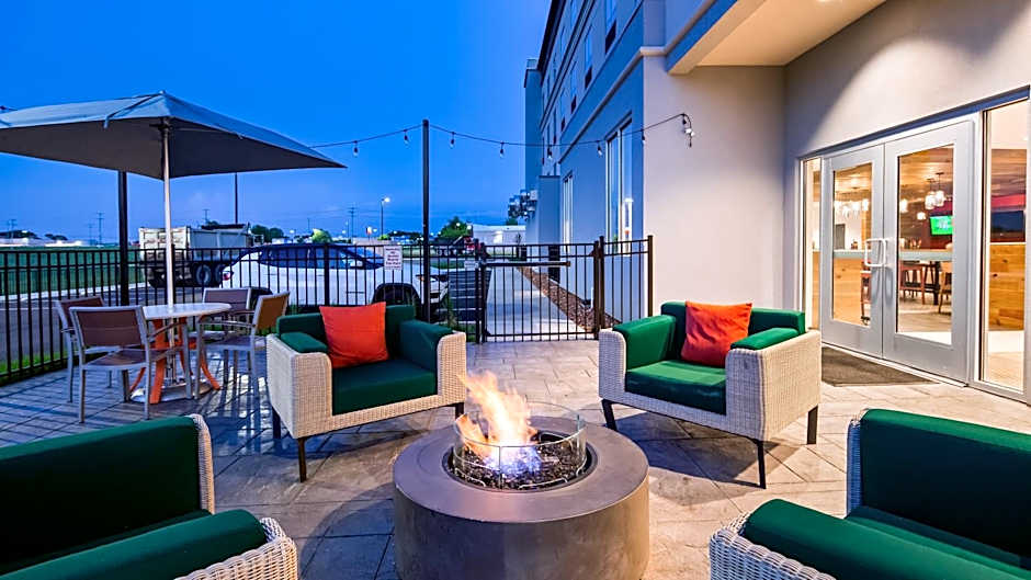 Holiday Inn - Clarksville Northeast By IHG