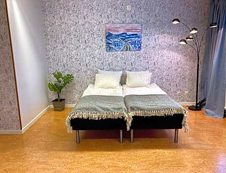 Twin Room with Private Bathroom