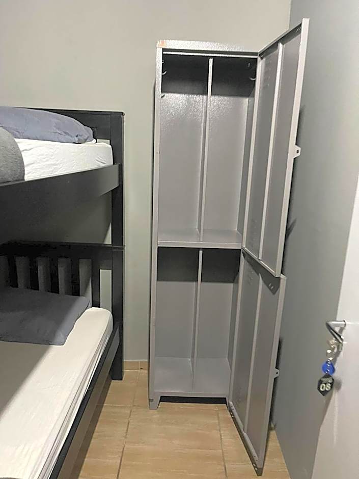 Esquina 8 Suítes Confort & Hostel