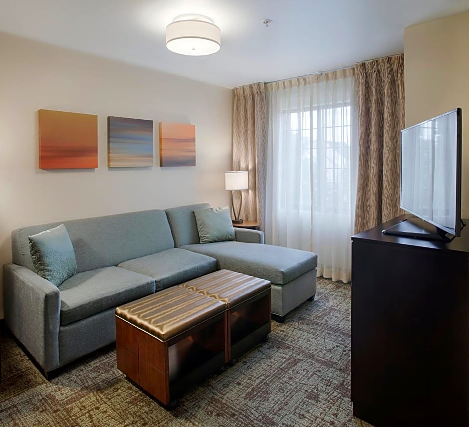 Staybridge Suites Fayetteville