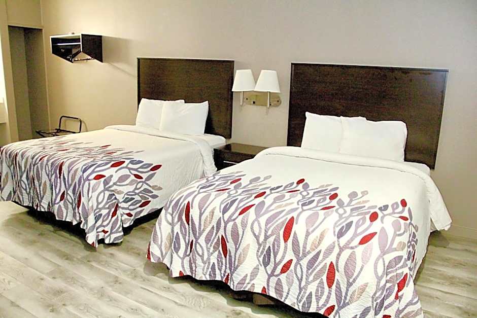 Red Roof Inn & Suites Lake Orion/Auburn Hills