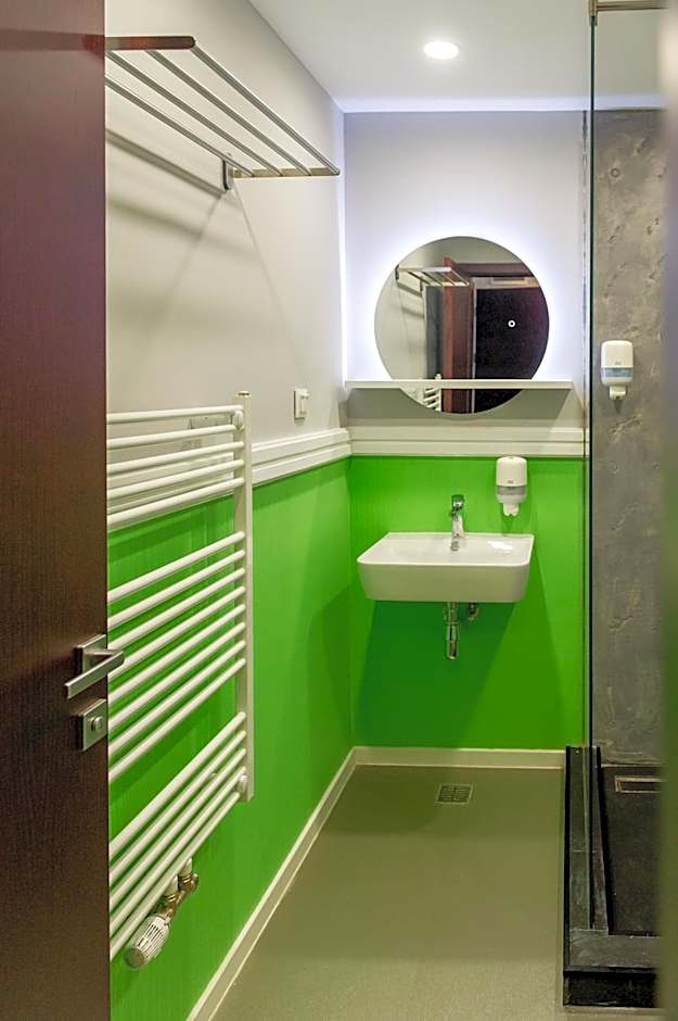 H11 Downtown Apartments