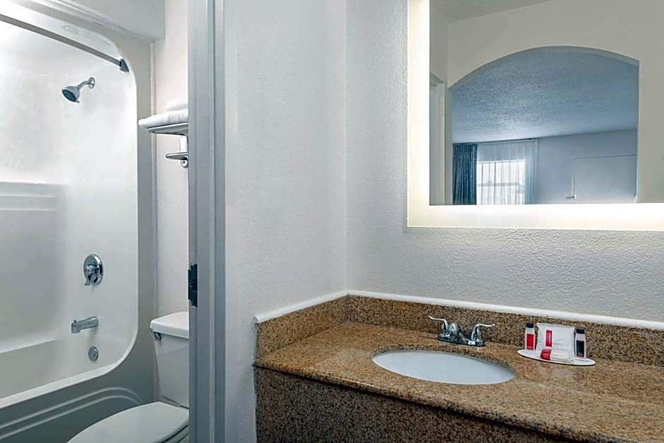 Howard Johnson by Wyndham Rock Hill