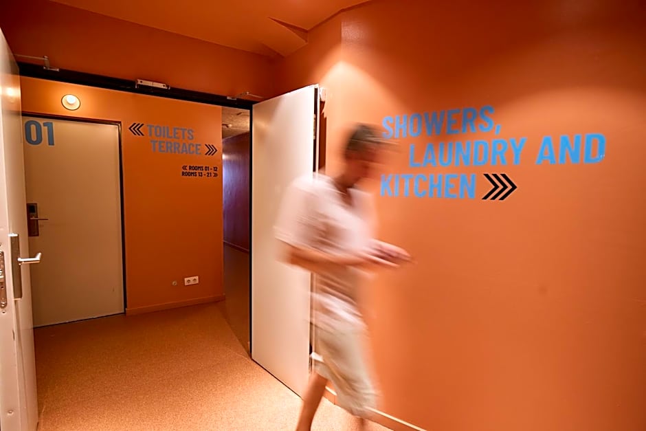 Latroupe Poblenou Beach