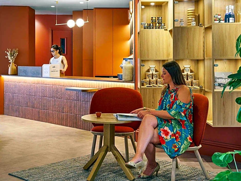 Mercure Saint Raphael Centre PLage
