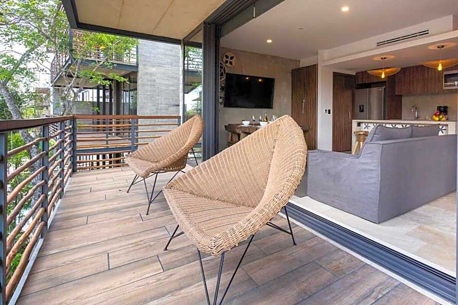 Ideal Location with Cenote Pools Gym Restaurant