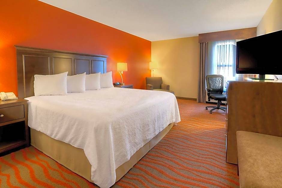 Hampton Inn By Hilton Russellville
