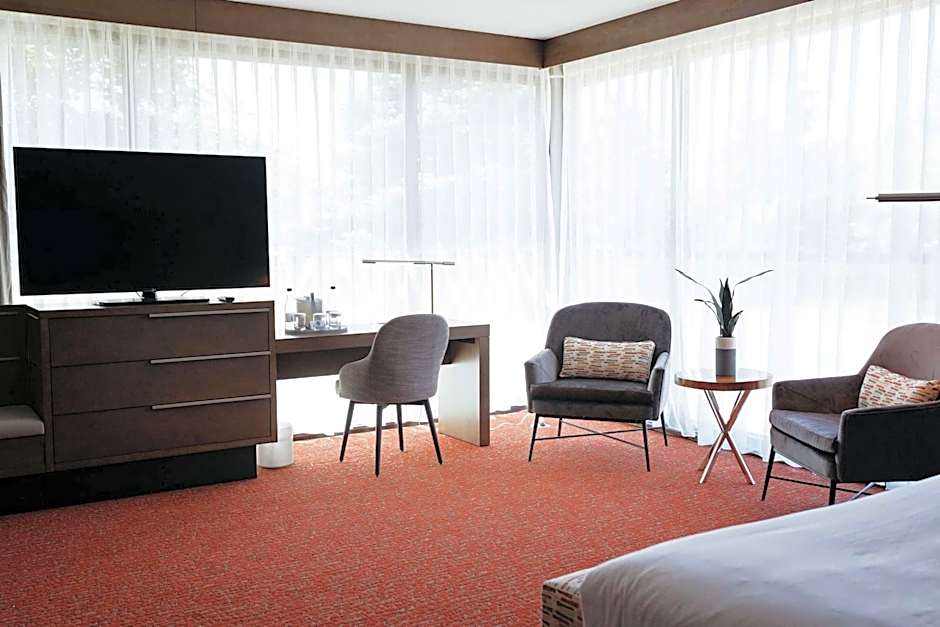 Revel Hotel, Tapestry Collection By Hilton