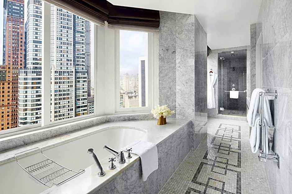 The London, a Luxury Collection Hotel, New York City