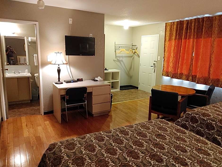 Magnuson Hotel Creston