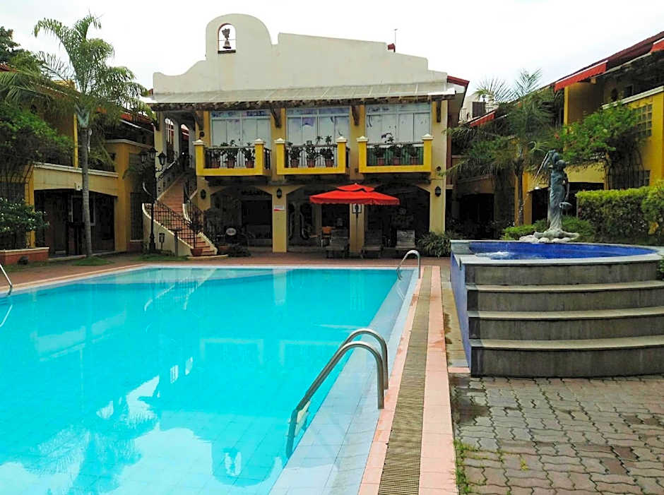 Crown Regency Residences Davao Hotel