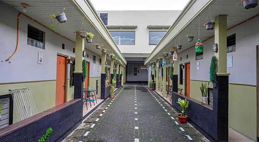 RedDoorz Syariah @ Sunan Bonang Magelang