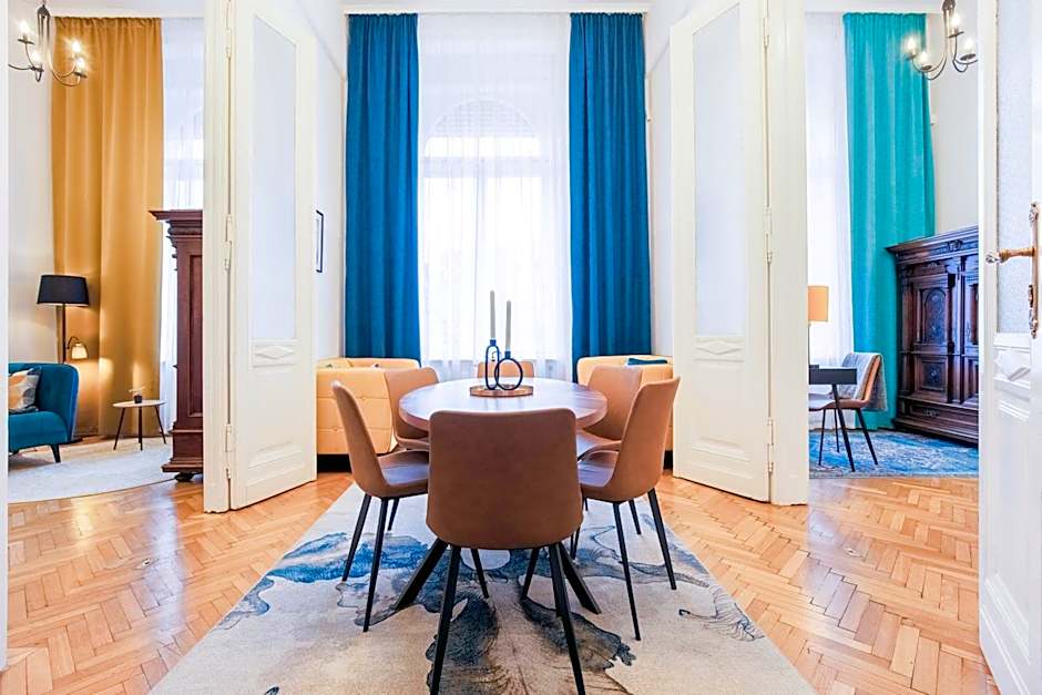 Maverick Apartments