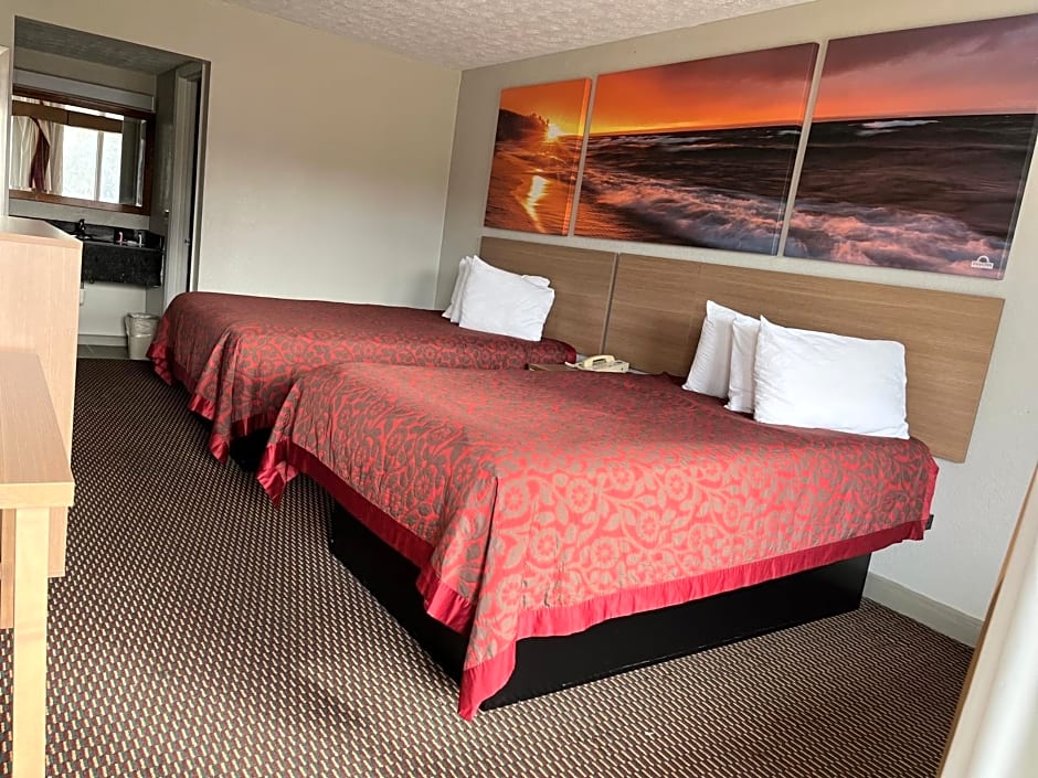 Days Inn & Suites by Wyndham Dayton North