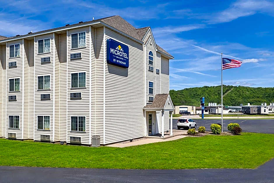 Microtel Inn & Suites By Wyndham Prairie Du Chien