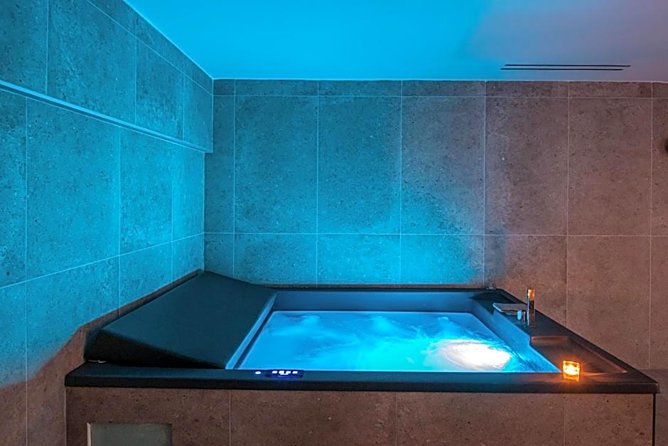 Noble Hotel & Suites - Adults Only