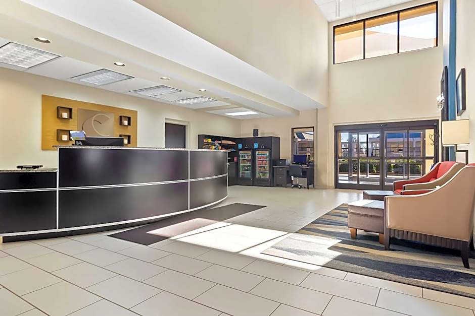 Comfort Suites Lumberton