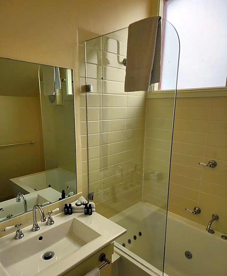 La Maison Boutique Hotel