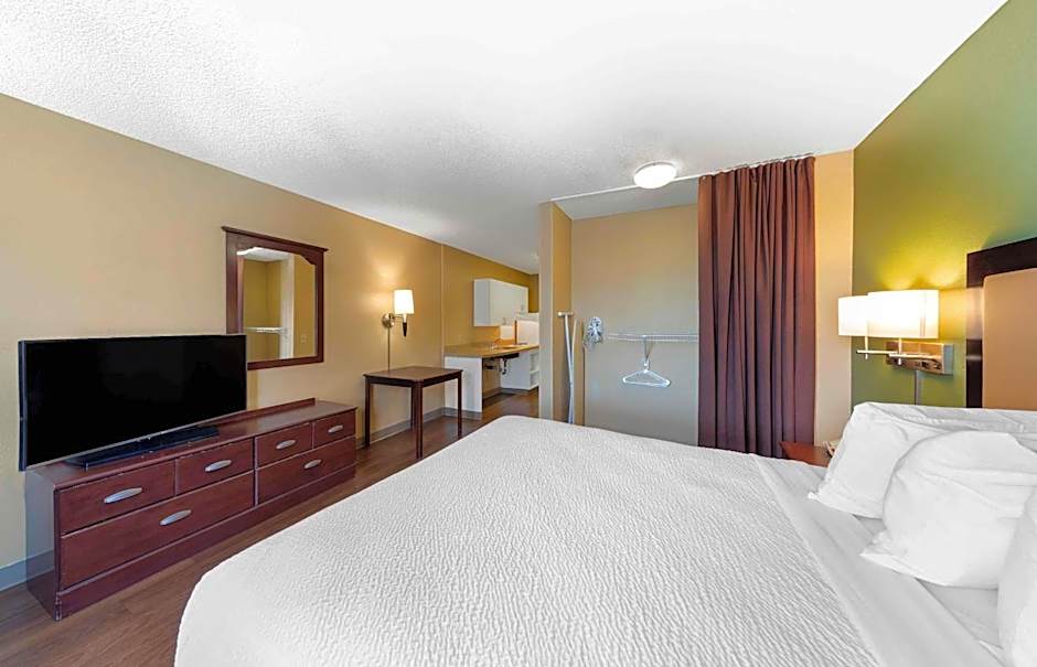 Extended Stay America Suites - Los Angeles - Burbank Airport