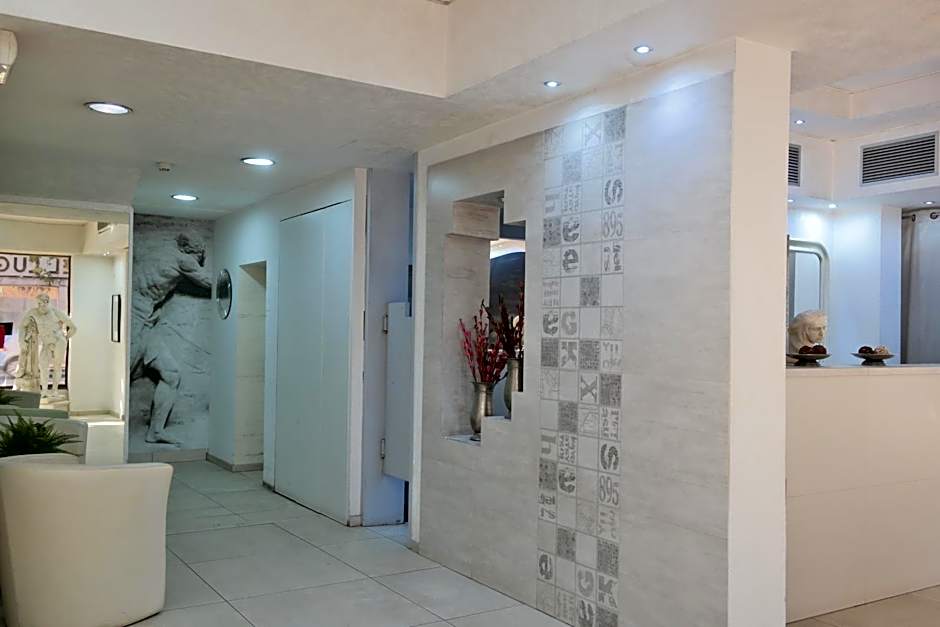 City of Art Venice LLoyd