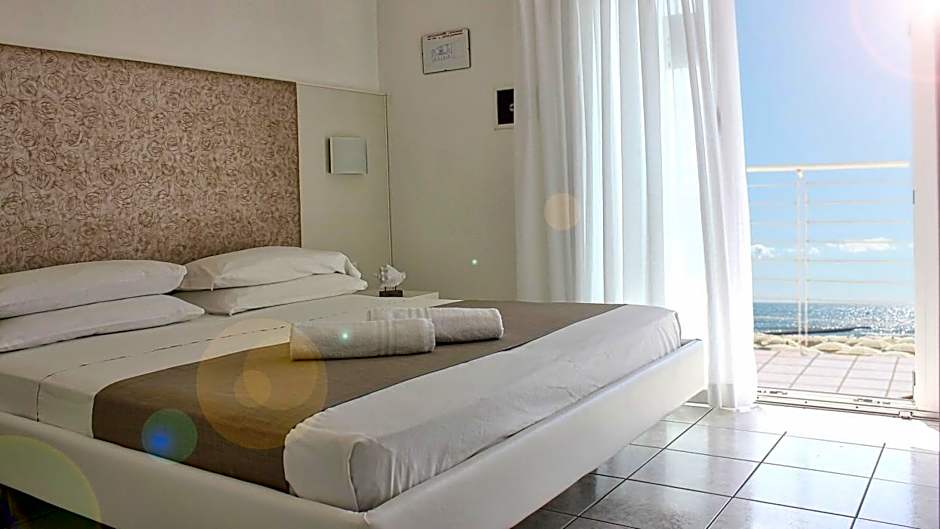 Hotel Columbia & Ninfea