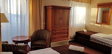 Comfort Quadruple Room