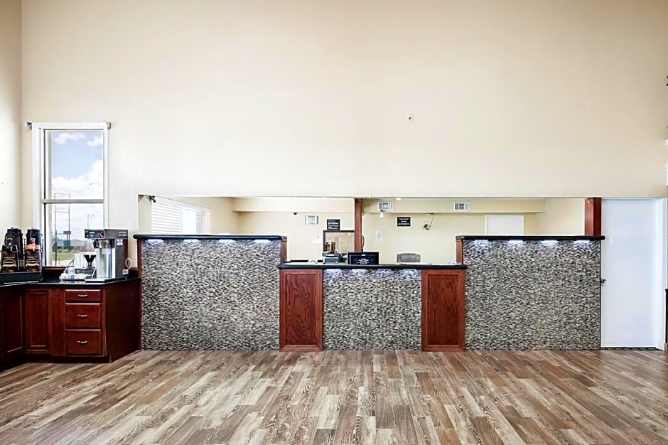 Super 8 by Wyndham Elk City