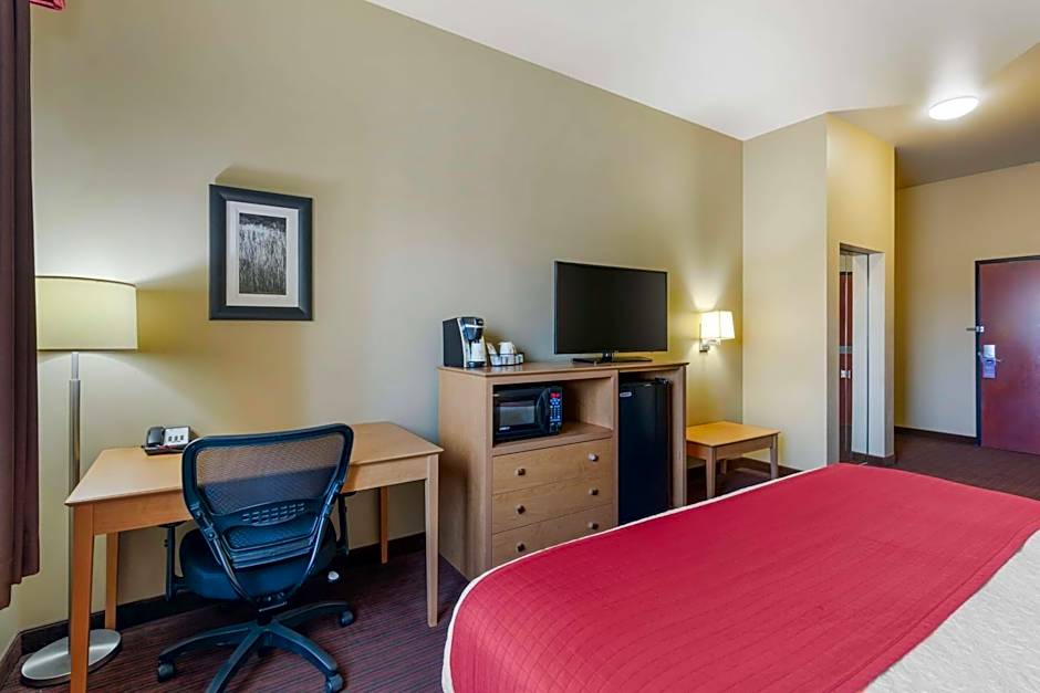 Best Western Golden Prairie Inn And Suites